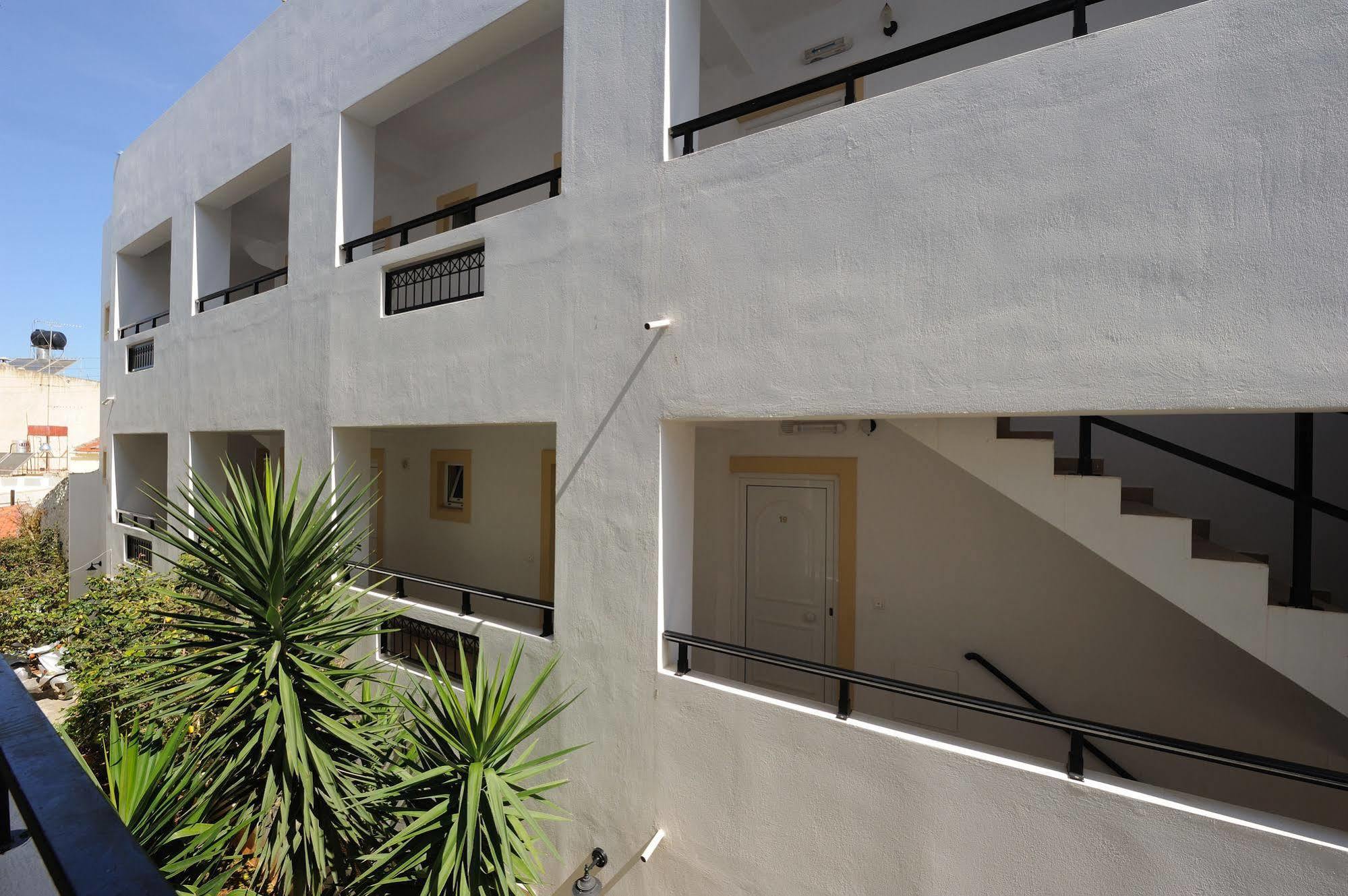 Stelios Apartments ماليا المظهر الخارجي الصورة